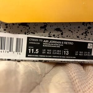 Air Jordan 6 Retro Sneakers